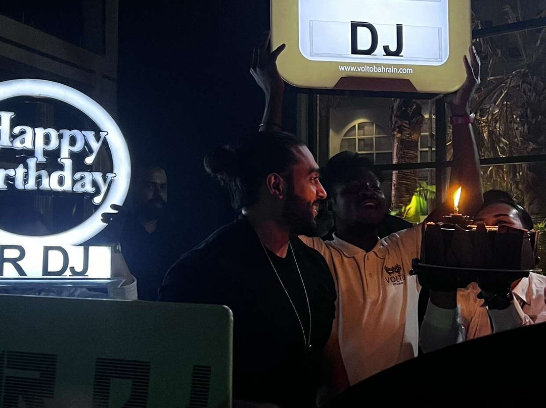 Volto Restaurant & Lounge