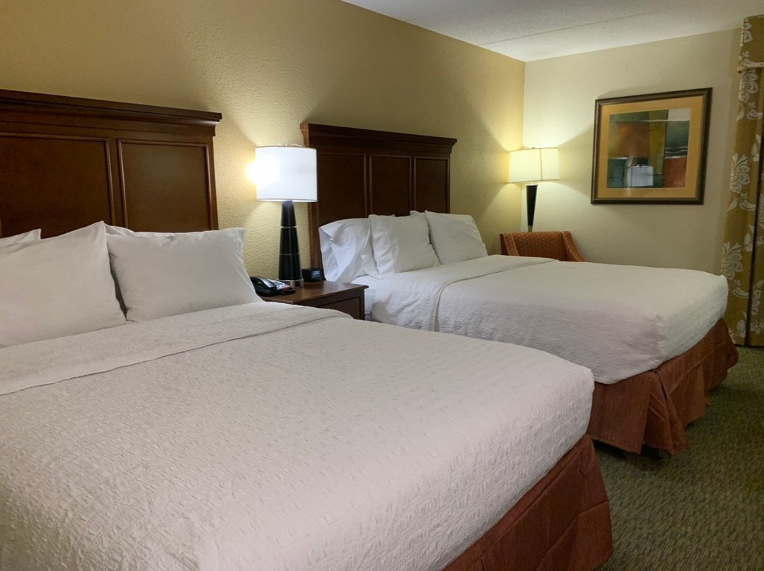 Hampton Inn Raleigh Durham Airport主图