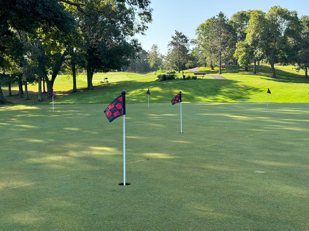 Luck Golf Course-Luck必去景点