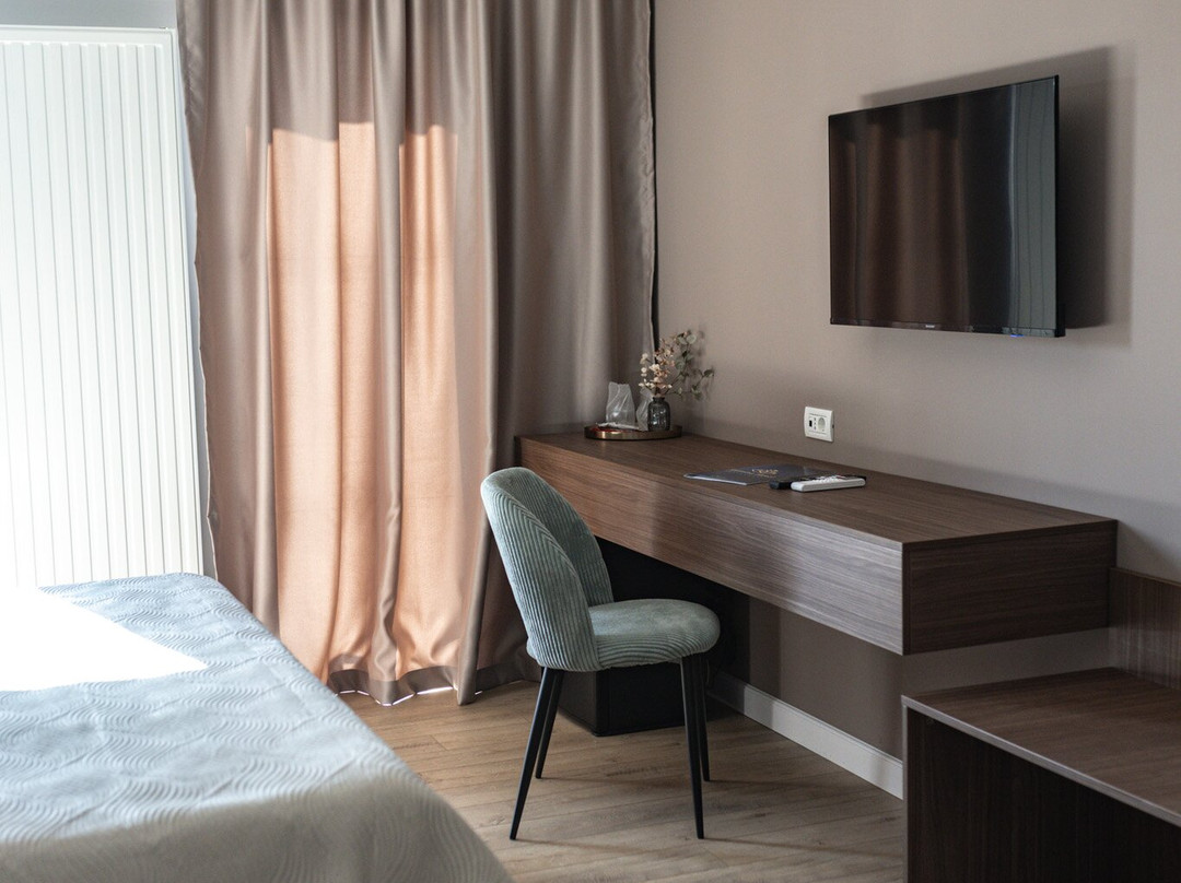 Ramina Hotel & Restaurant主图