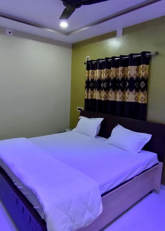 Aarambh Home Stay