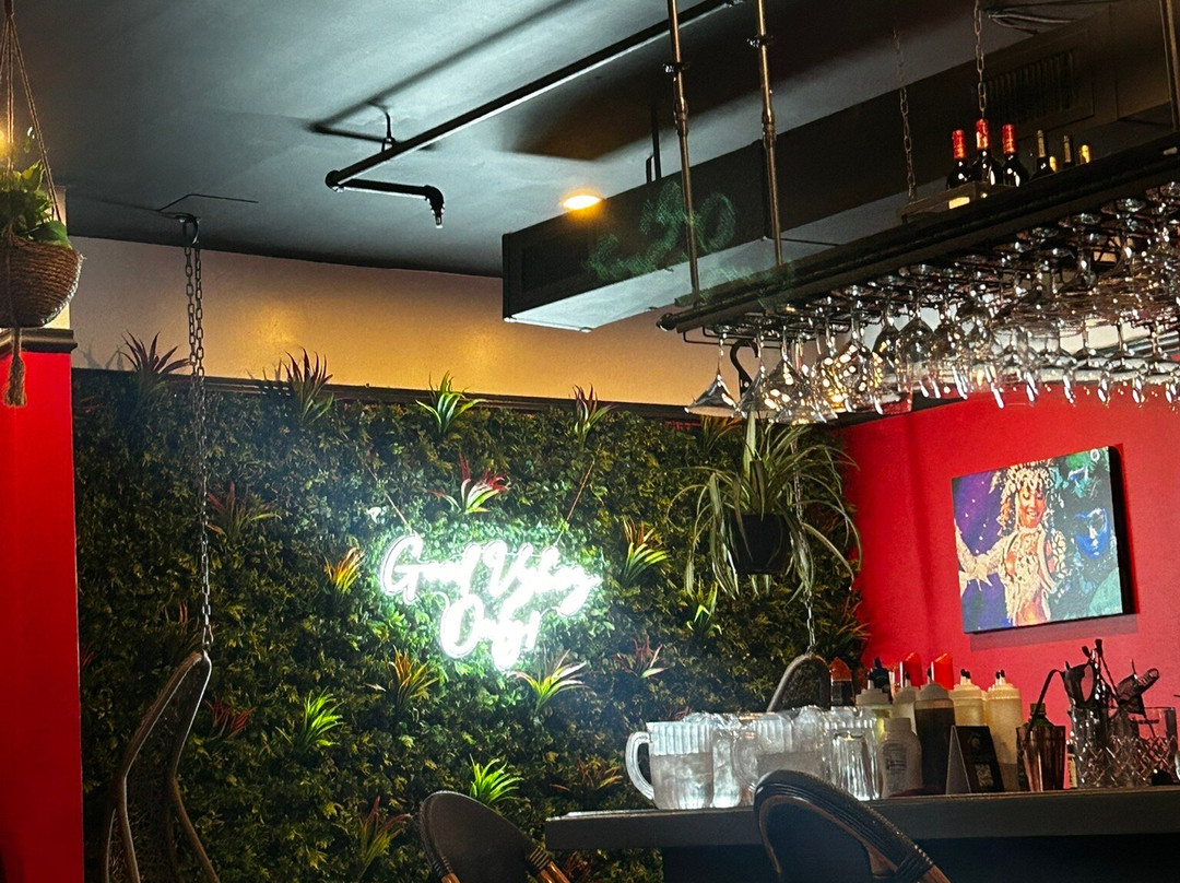 Trini Vybez Restaurant And Bar主图