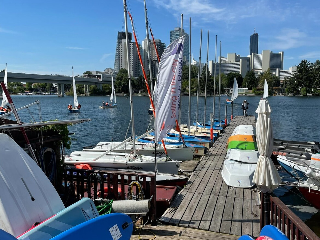 boats2sail景点图片