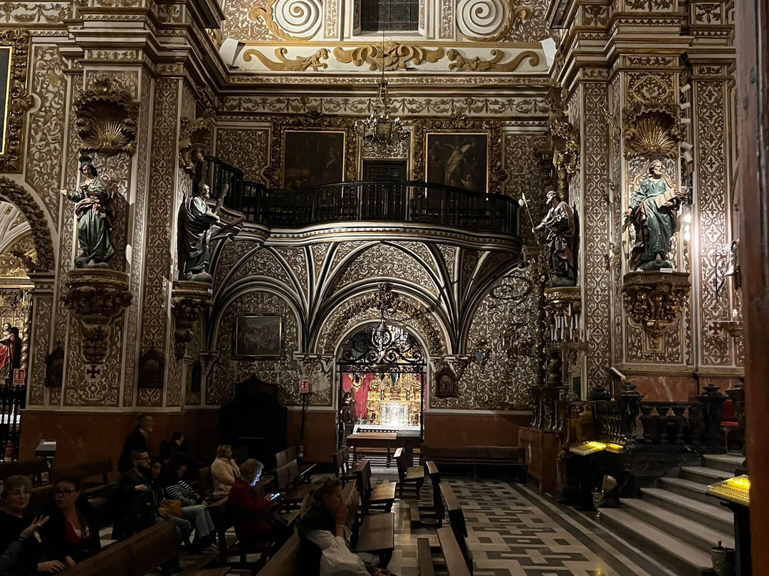 Basilica de Nuestra Senora de las Angustias-格拉纳达必去景点