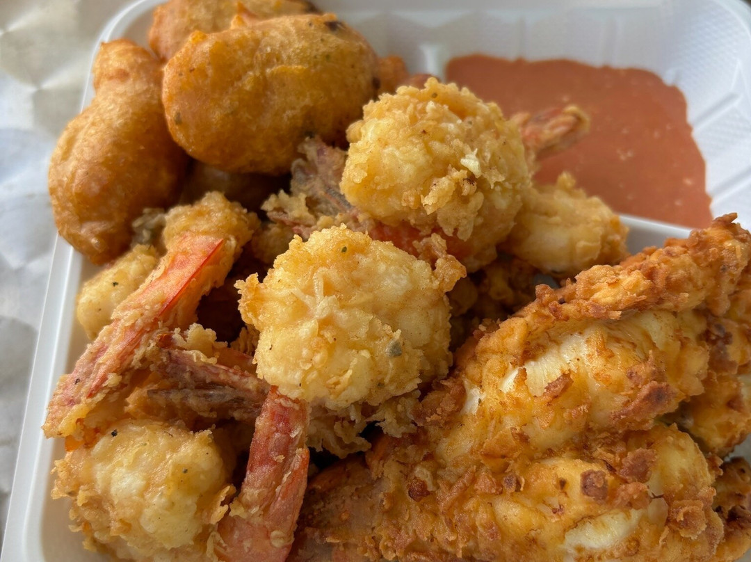 卢卡亚港口集市-弗里波特必去景点