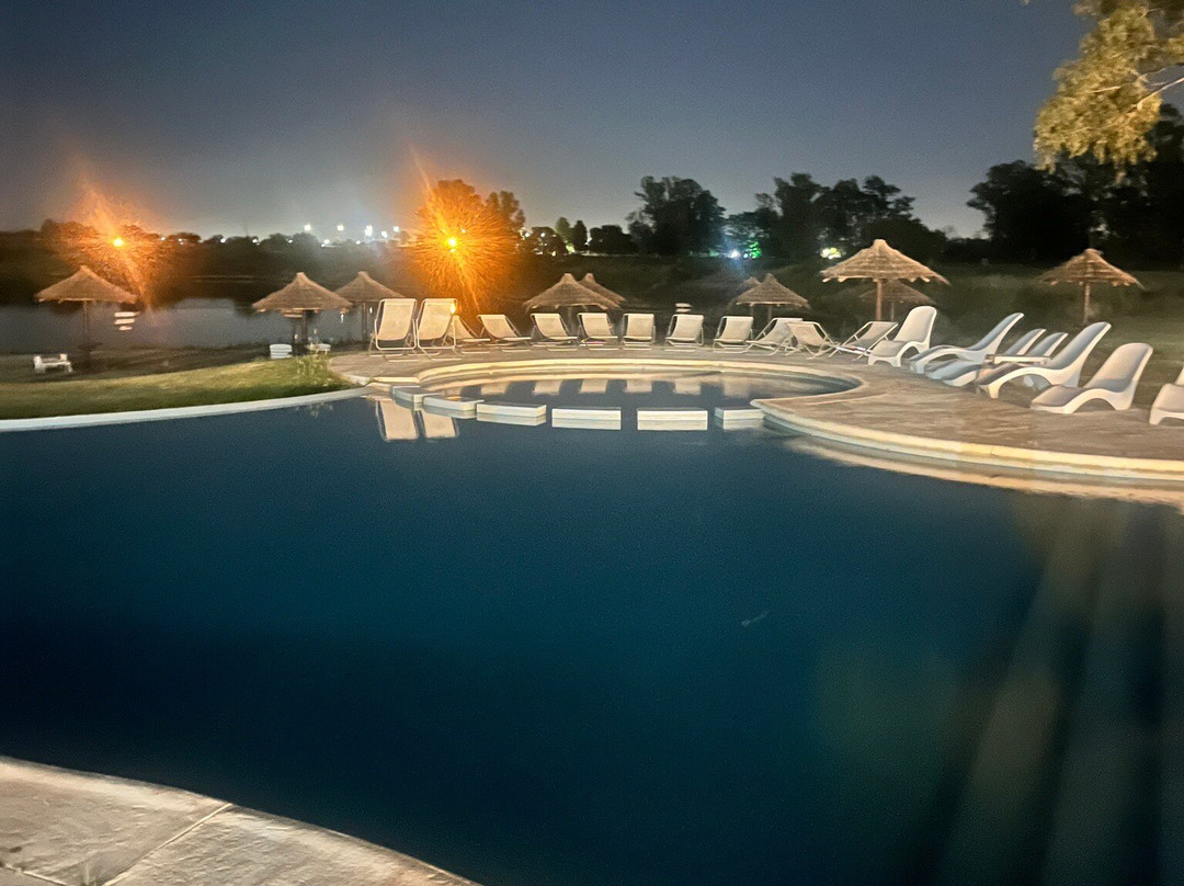 Howard Johnson Hotel & Convention Center Ezeiza主图