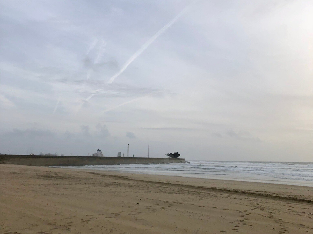 Praia do Aterro-Leca da Palmeira必去景点