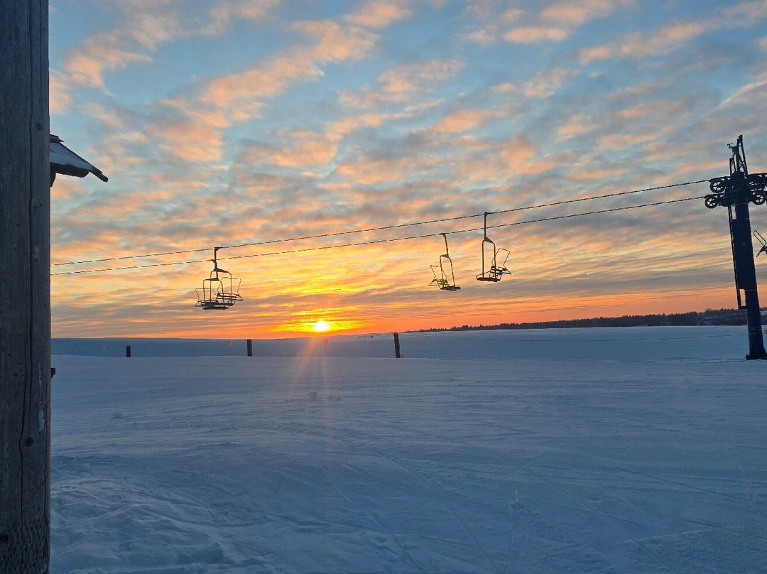 兔子坡滑雪场-埃德蒙顿必去景点