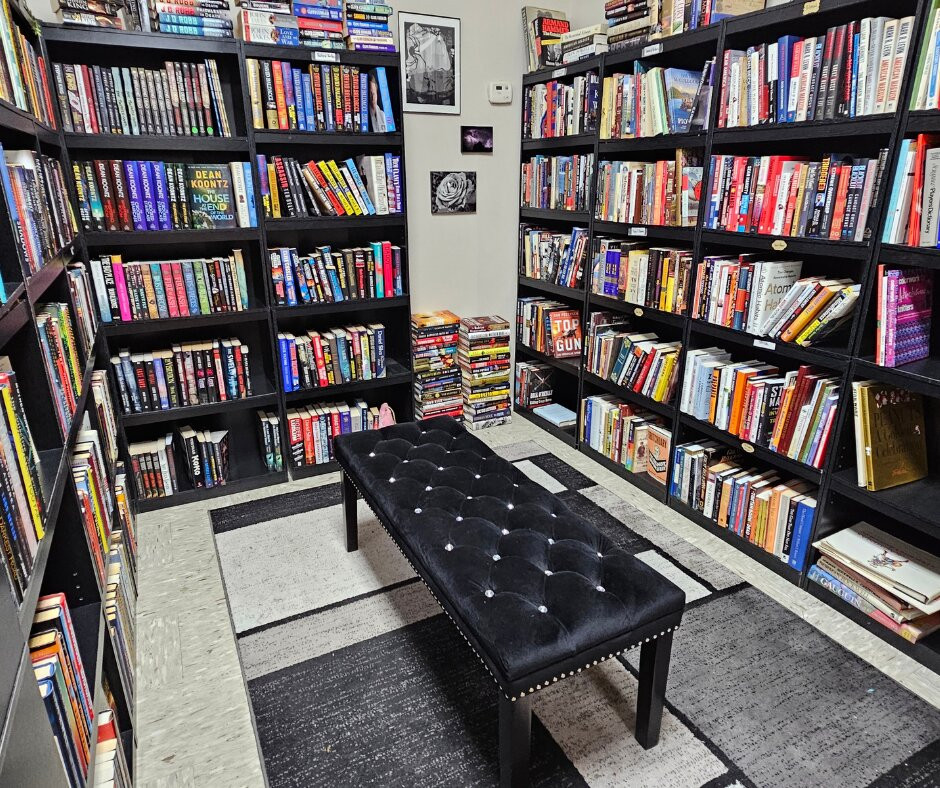 The Shire Bookstore景点图片