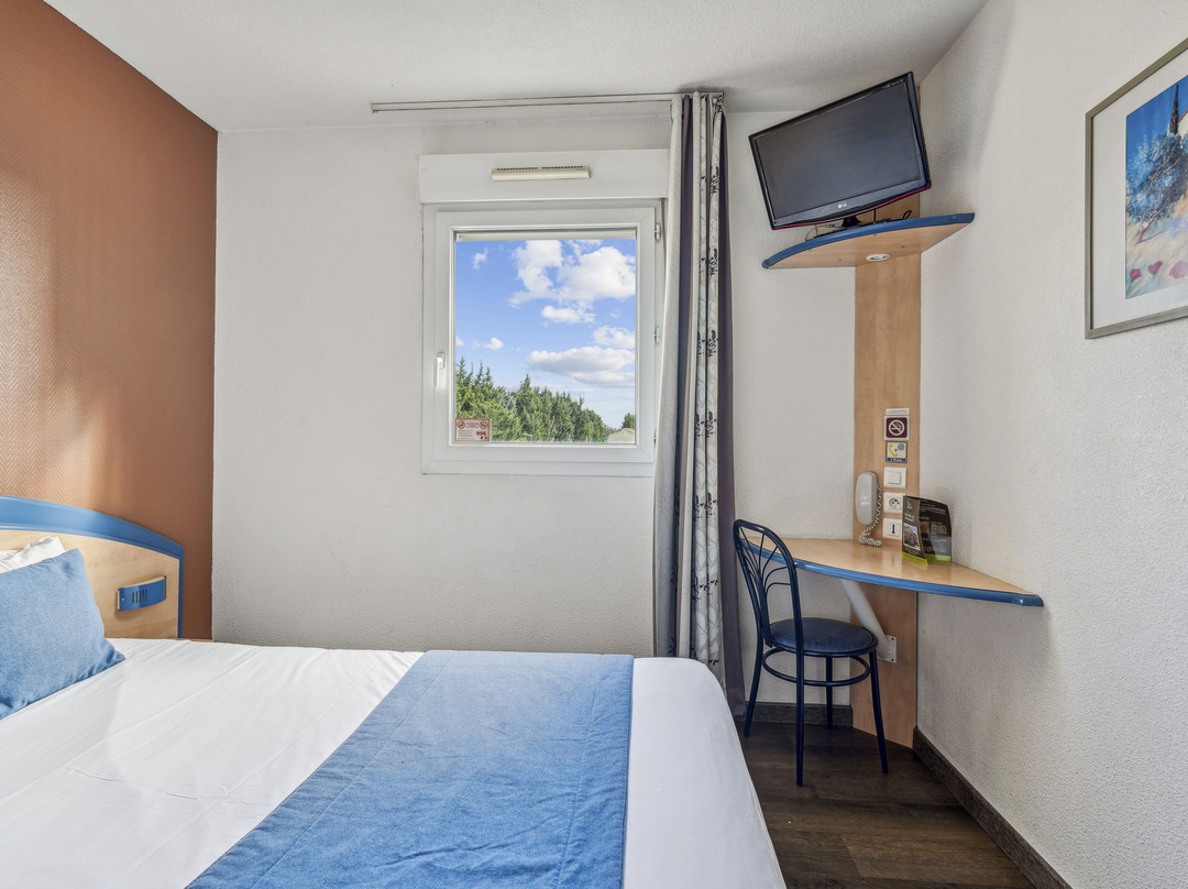 Hotel Akena City Chateaurenard主图