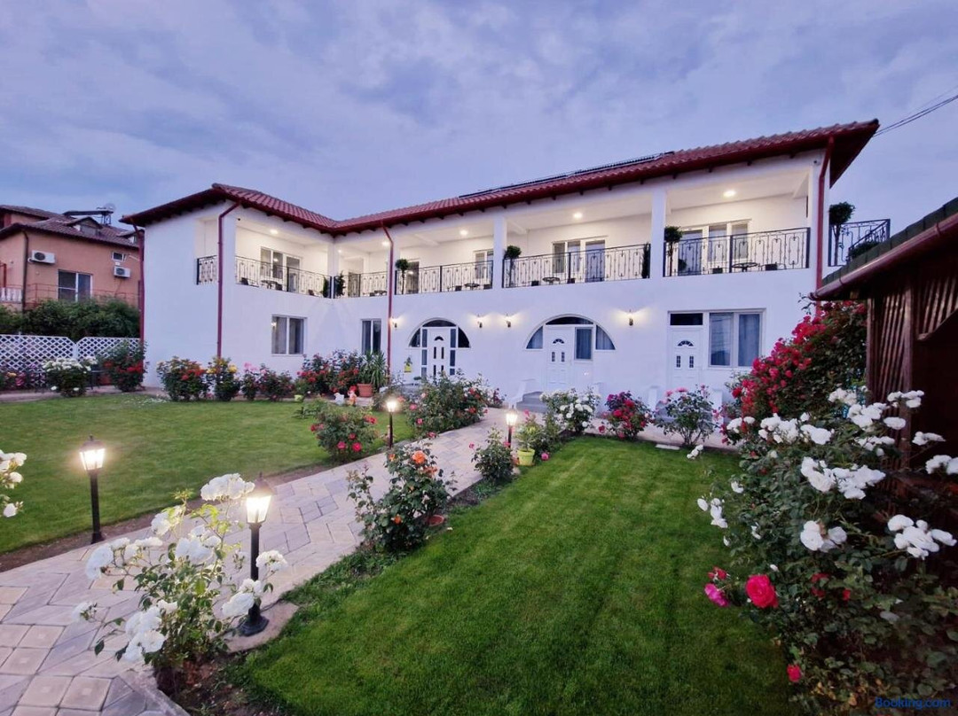 Casa Nikolas