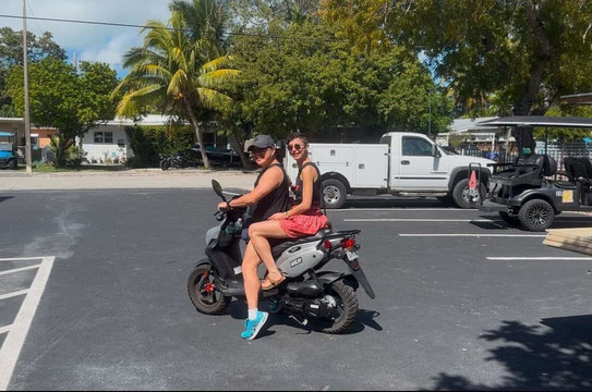 Pirate Scooter Rentals-基韦斯特必去景点