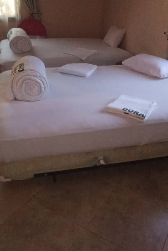 Top of the World Lodges Fort Portal