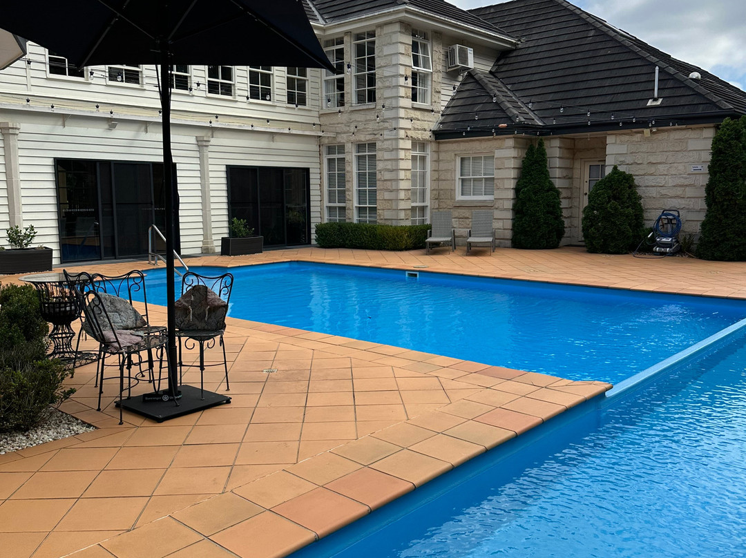 Montfort Manor主图