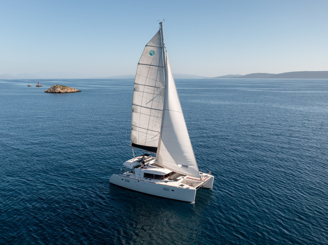 Crew Catamaran Falco Croatia