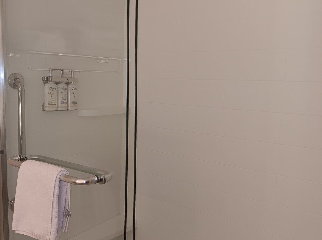 Holiday Inn Express & Suites Lenexa - Overland Park Area by IHG主图