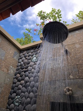 蓝月亮别墅主图