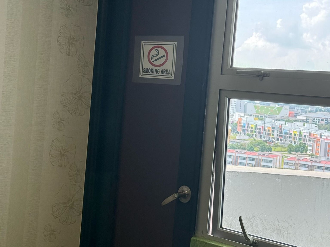 Hotel Holmes - GP主图