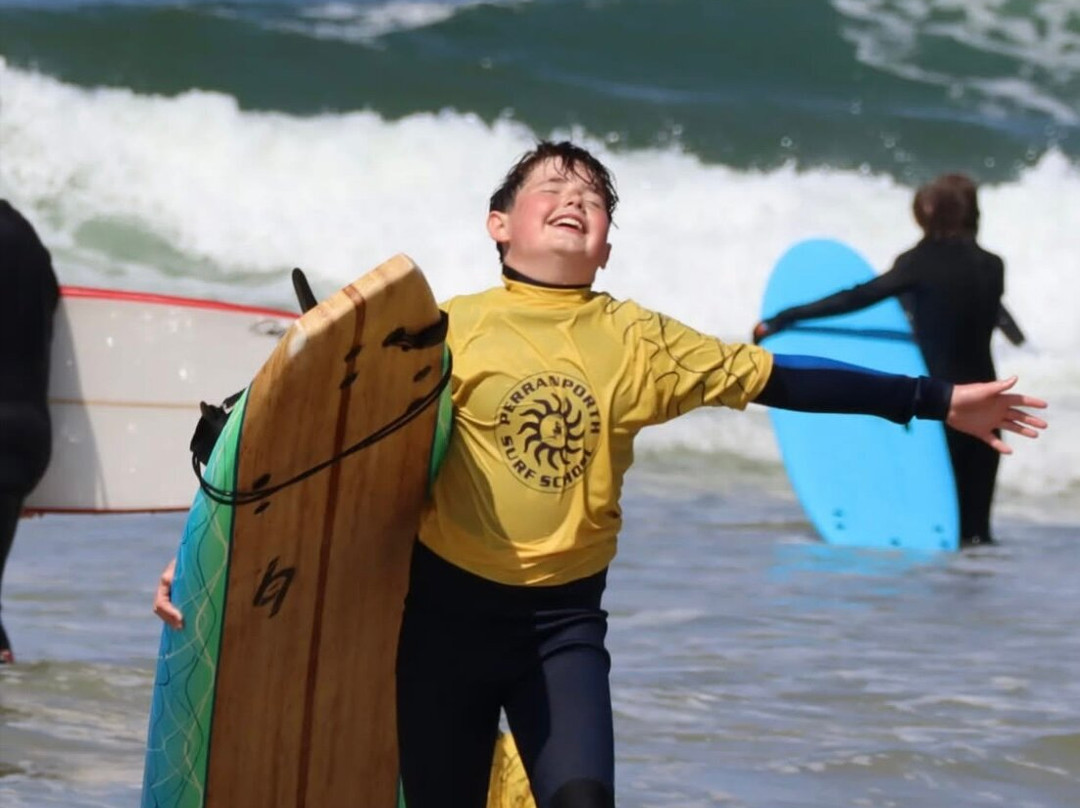 Perranporth Surf School-佩伦波思必去景点