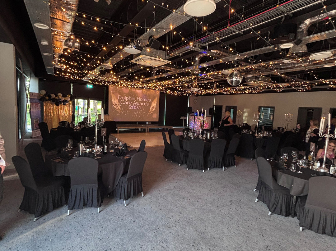 Village Hotel Portsmouth主图