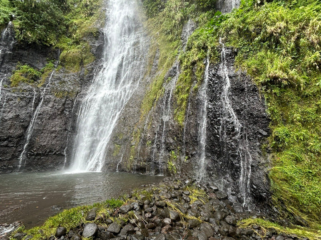 Faarumai Waterfalls景点图片