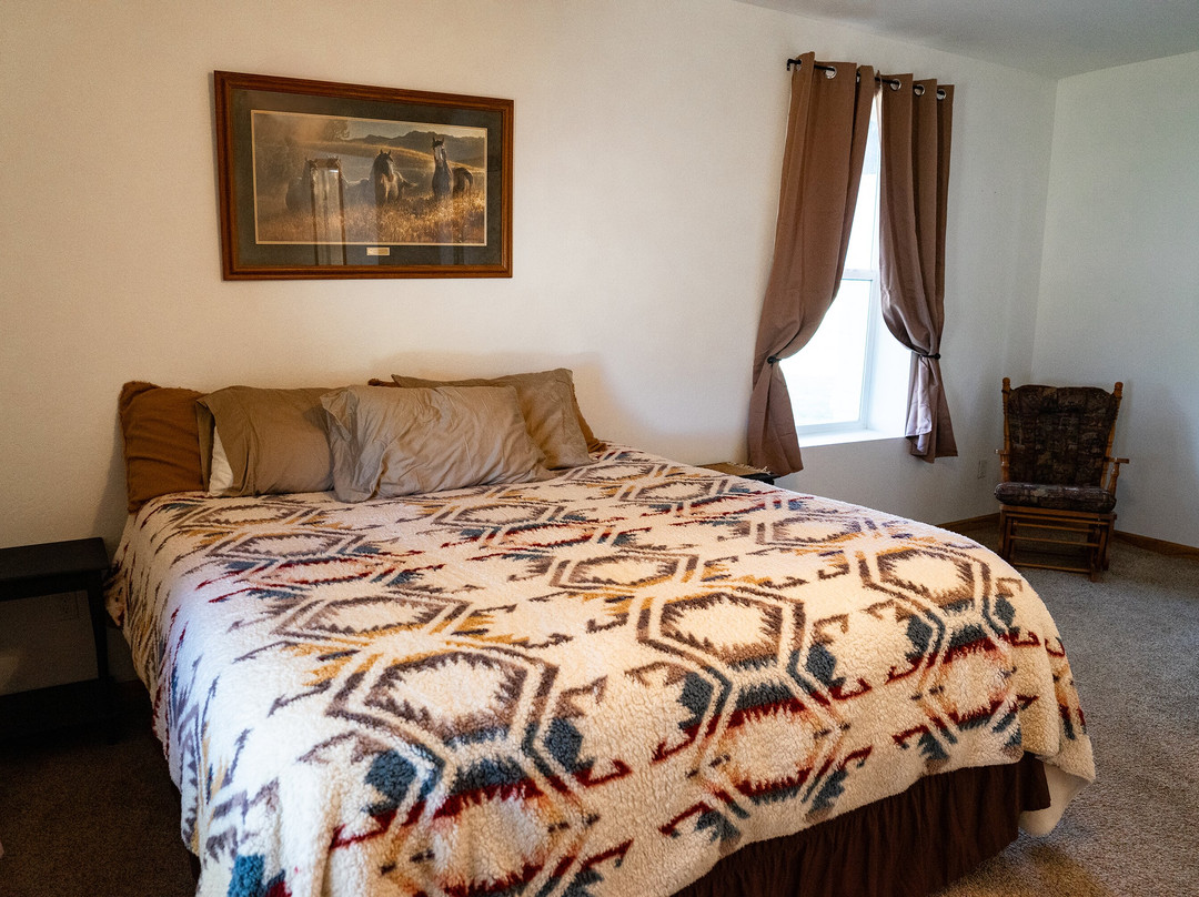 High Tower Ranch主图