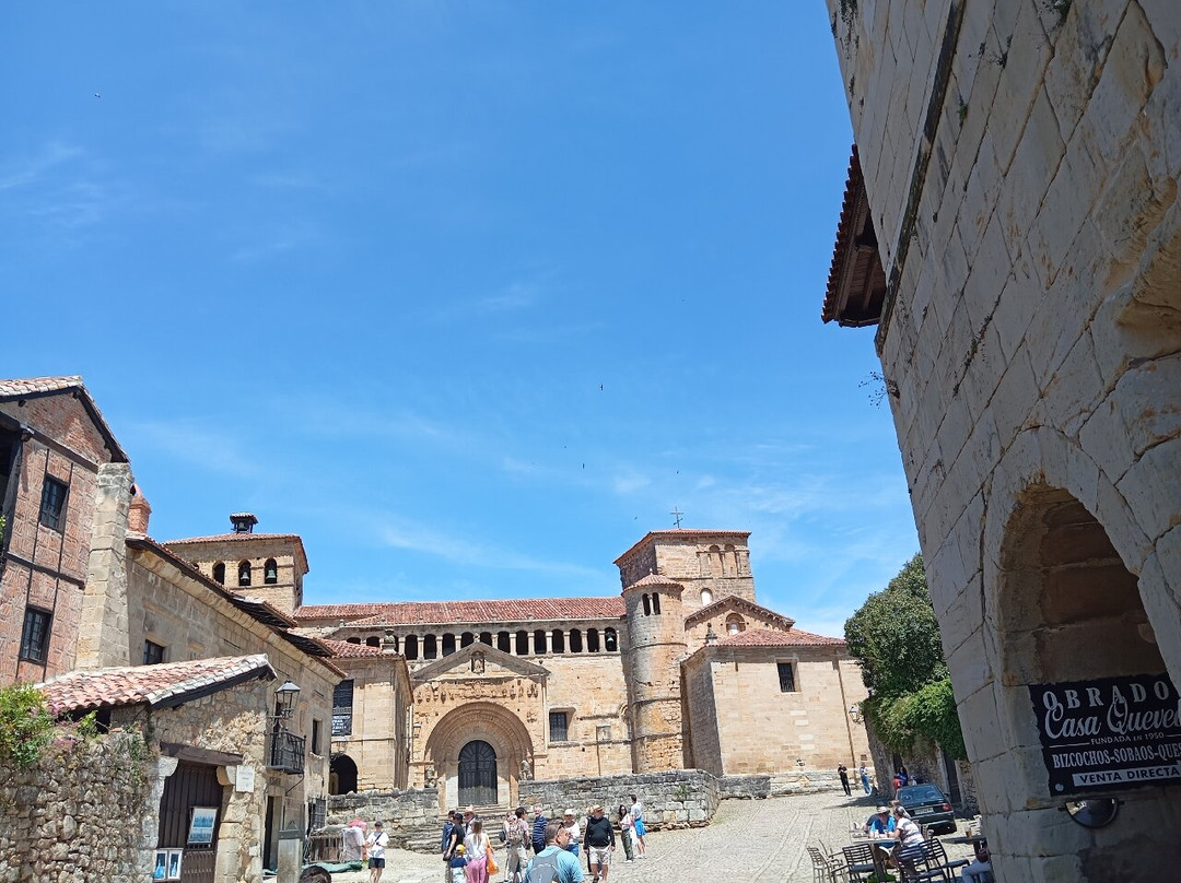 Colegiata De Santillana Del Mar-海边的散提亚拿必去景点