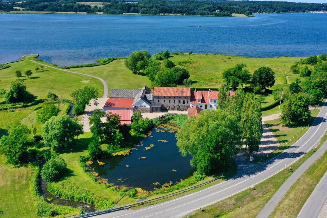 Aamølle Gæstgiveri
