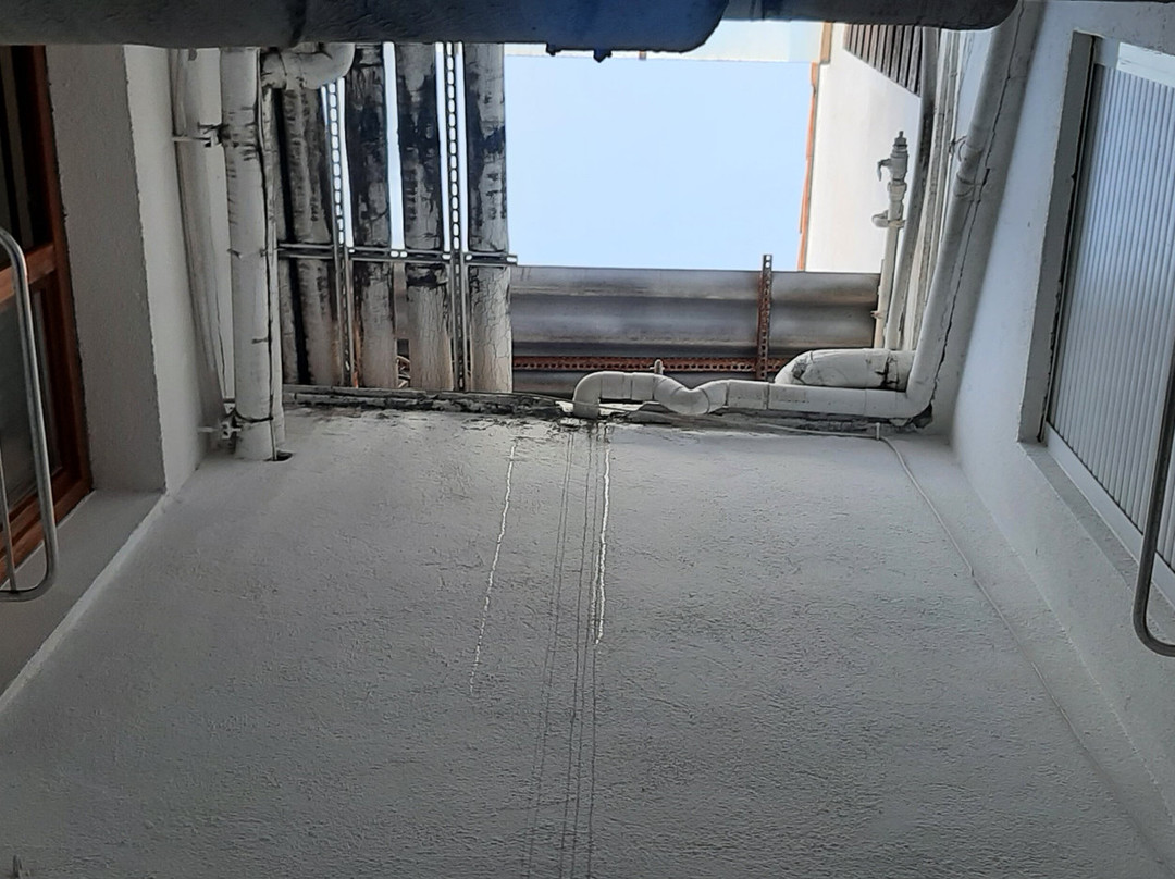 雅弗郎其酒店主图