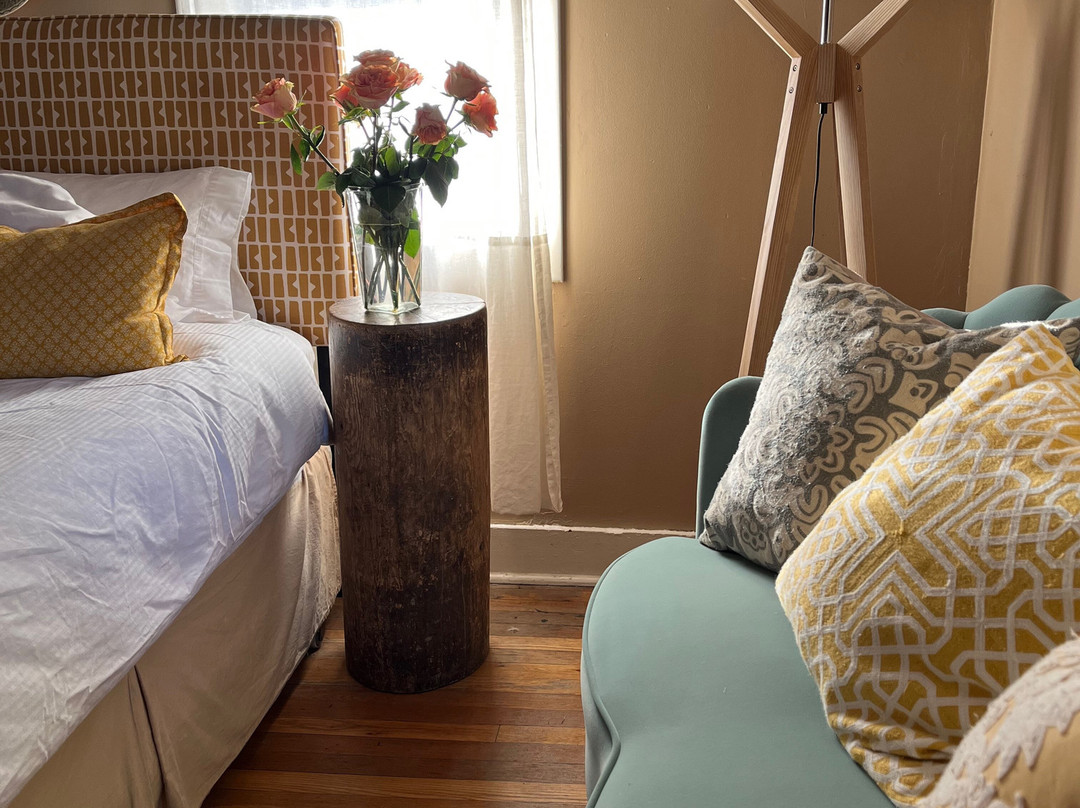 Java Junction 2nd Floor Lodging主图