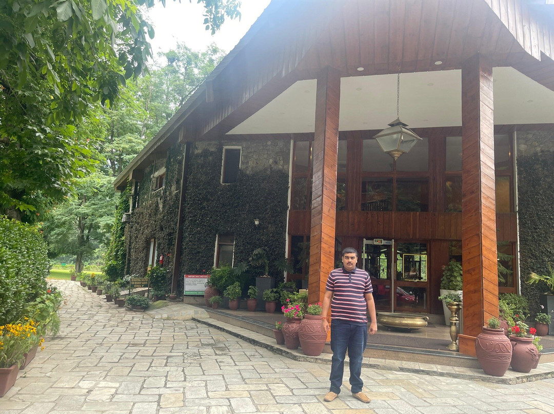 跨度温泉度假村主图