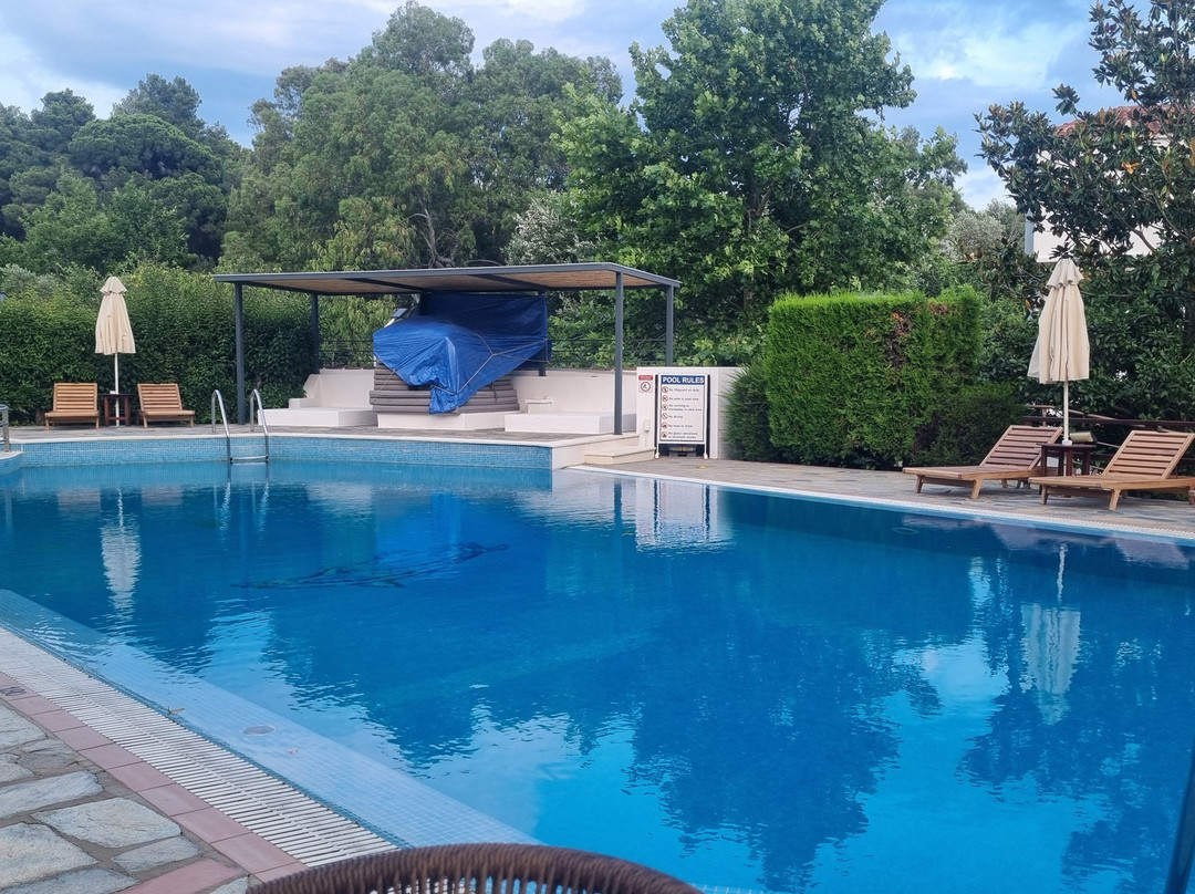 Sergios Apartments主图