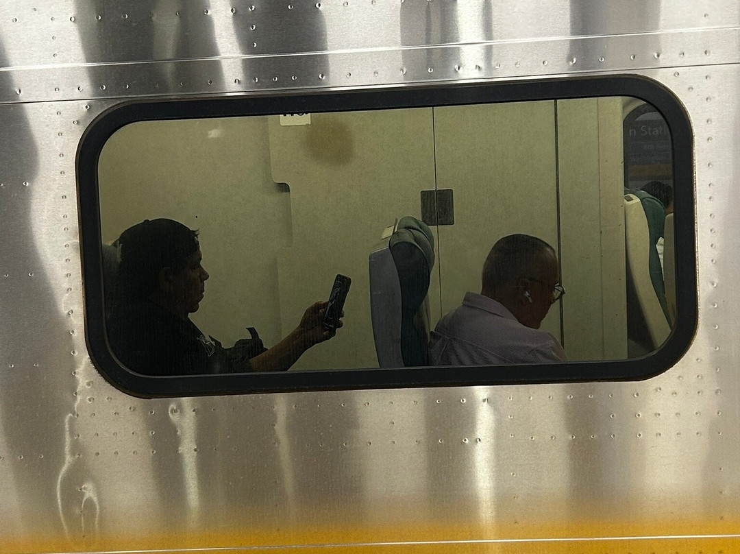 Long Island Rail Road-牙买加必去景点