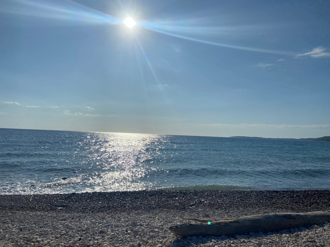 Beach Veli Zal-Dugi Island必去景点