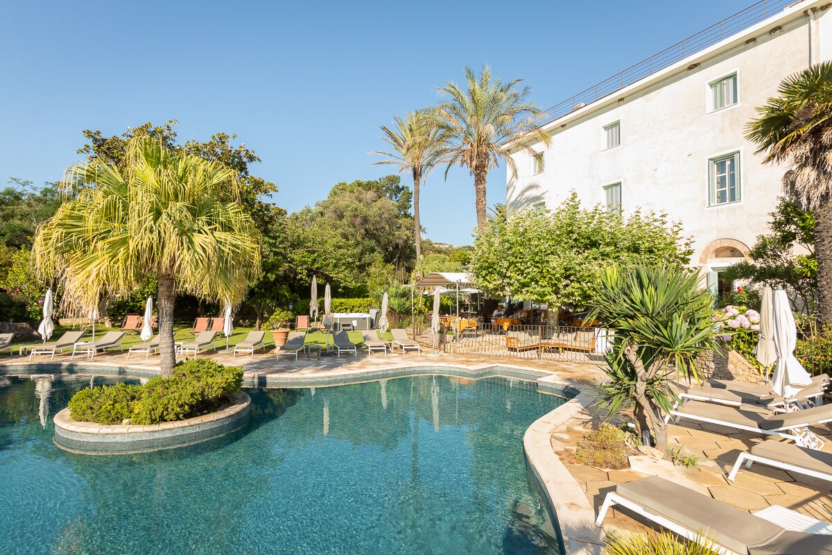 Hotel La Solenzara-泳池