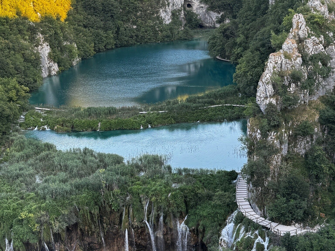 普利特维察河滨住宿加早餐旅馆主图