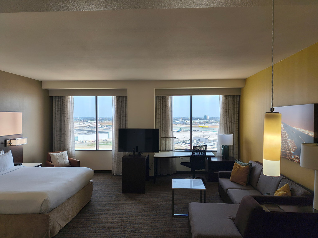 洛杉矶国际机场/世纪大道万豪居家酒店主图