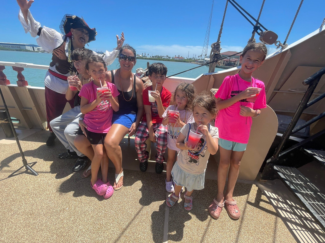 Black Dragon Cruises-Port Isabel必去景点