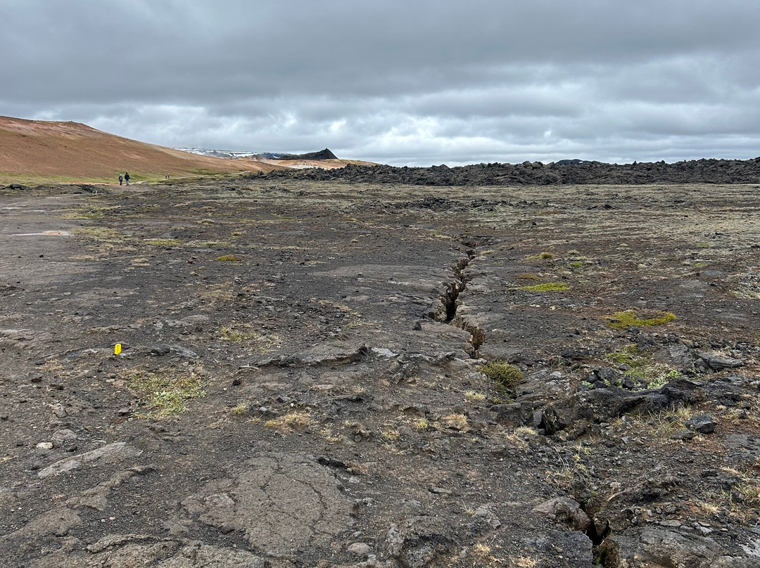 Leirknjúkur-米湖必去景点