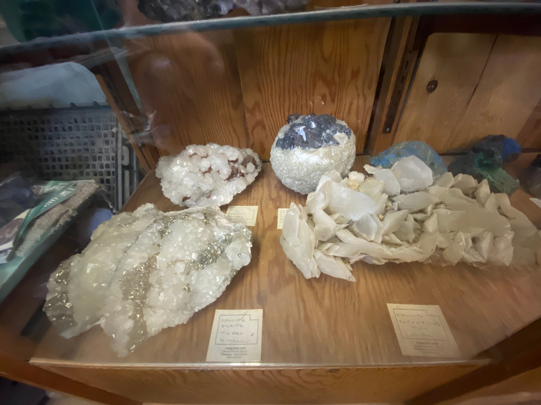 The Rock Shop-白马市必去景点