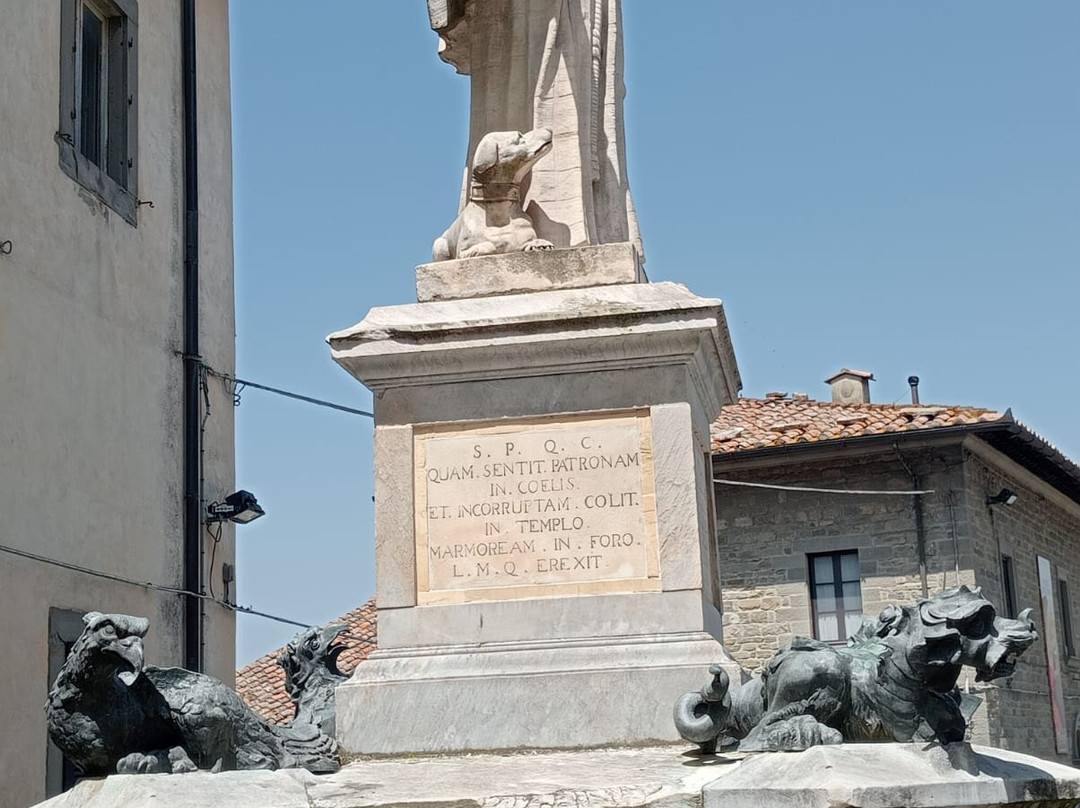 Statua di Santa Margherita-科尔托纳必去景点