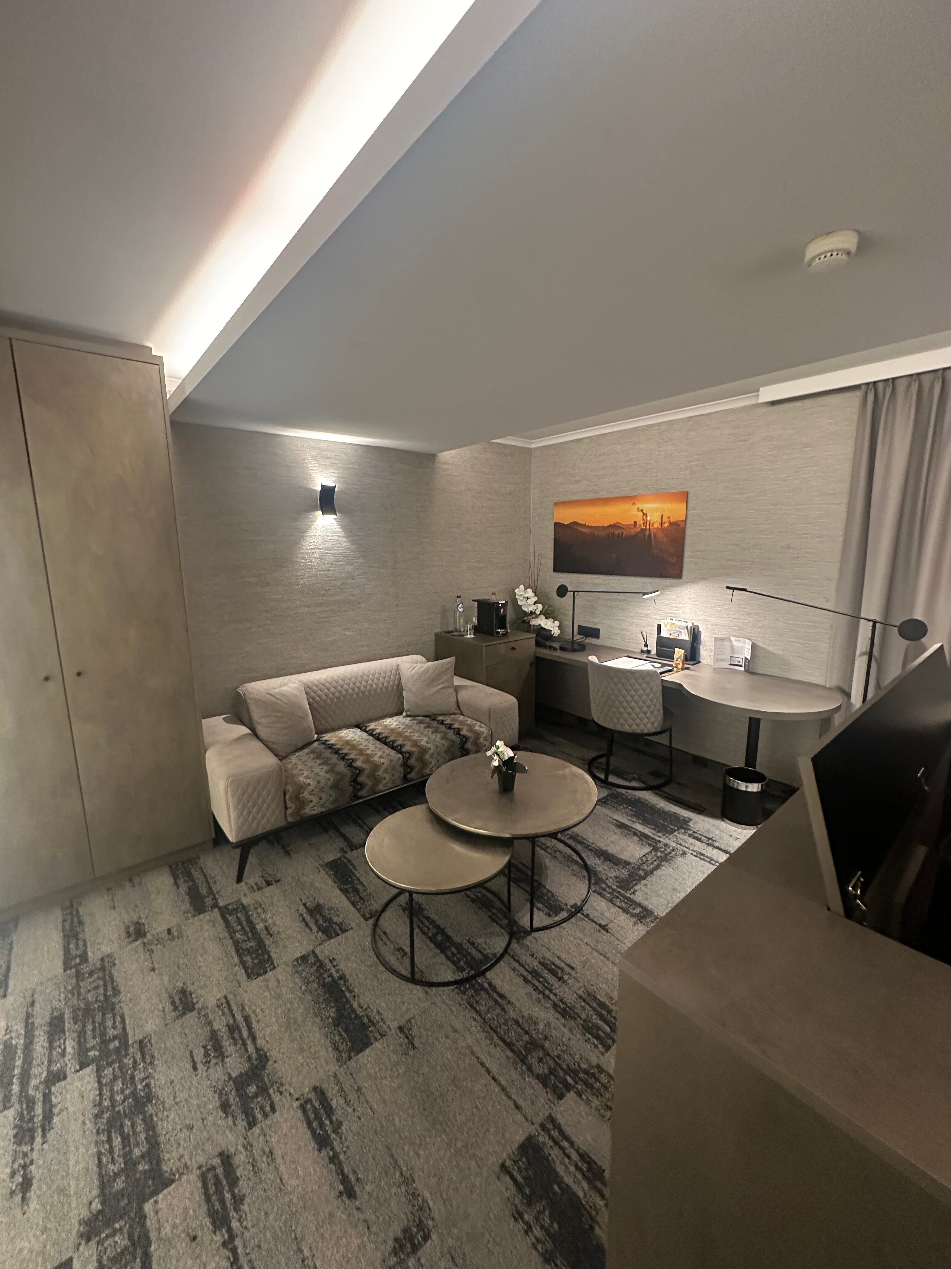 VAN DER VALK Hotel Charleroi Airport-官方