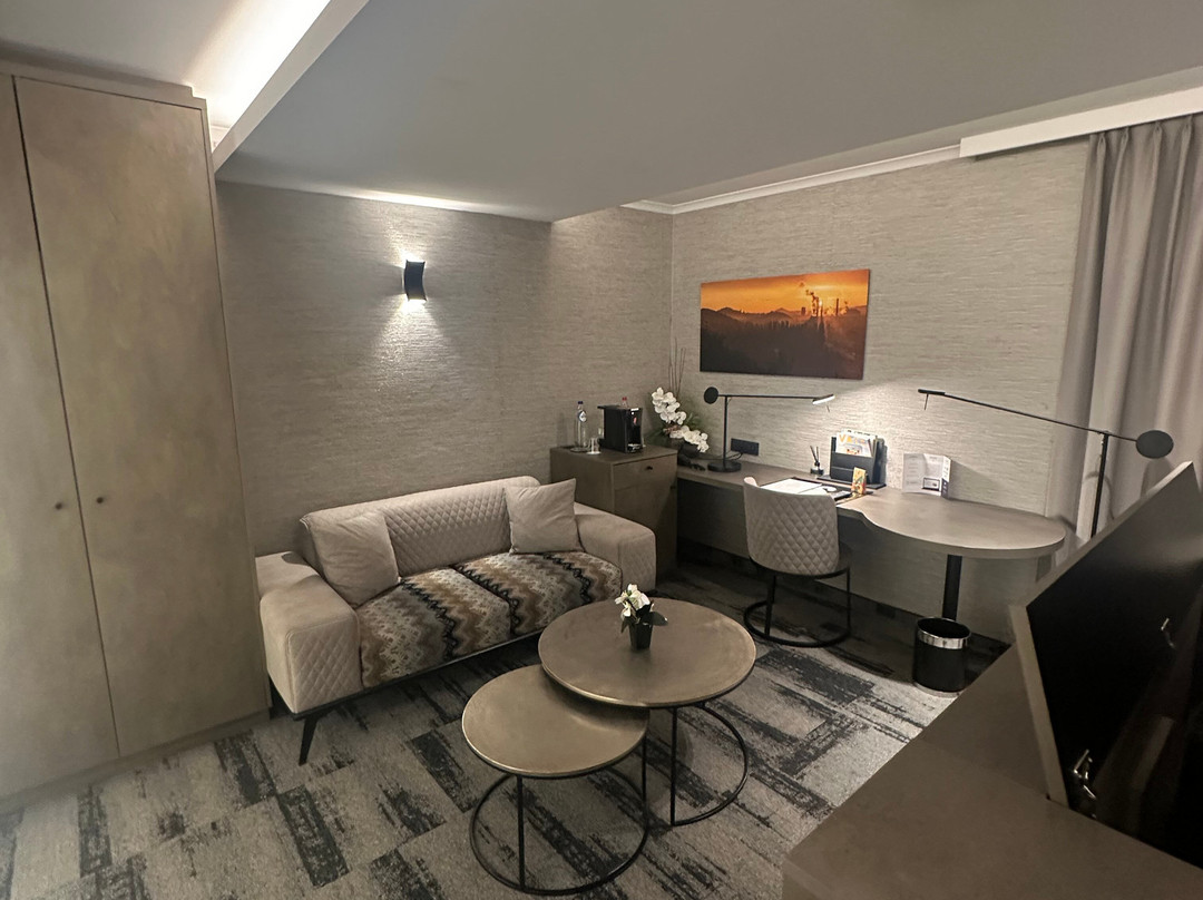 VAN DER VALK Hotel Charleroi Airport主图