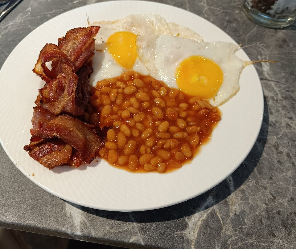 Roy Restaurant Café & Bar