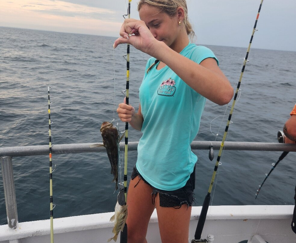 Voyager Fishing Charters-美特尔海滩必去景点