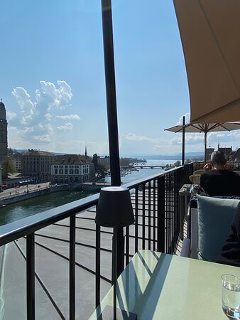 苏黎世斯托申酒店主图