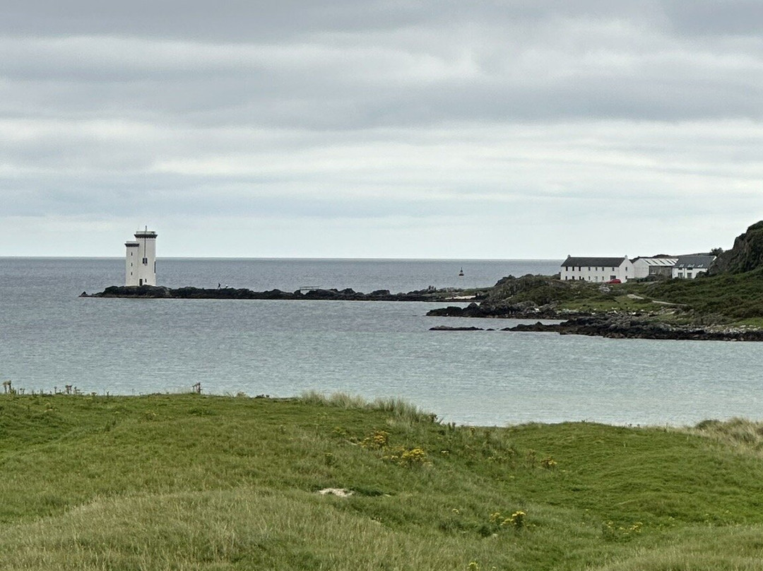 Carraig Fhada Lighthouse-Port Ellen必去景点
