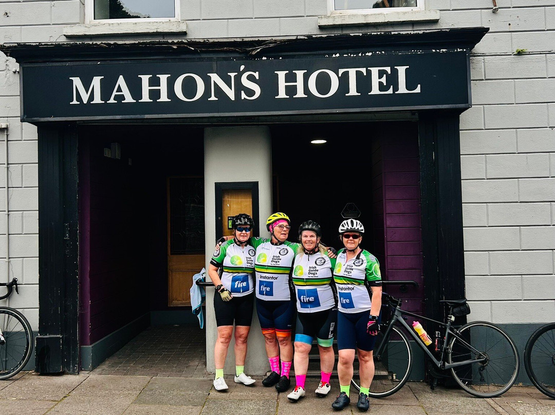Mahon's Hotel主图