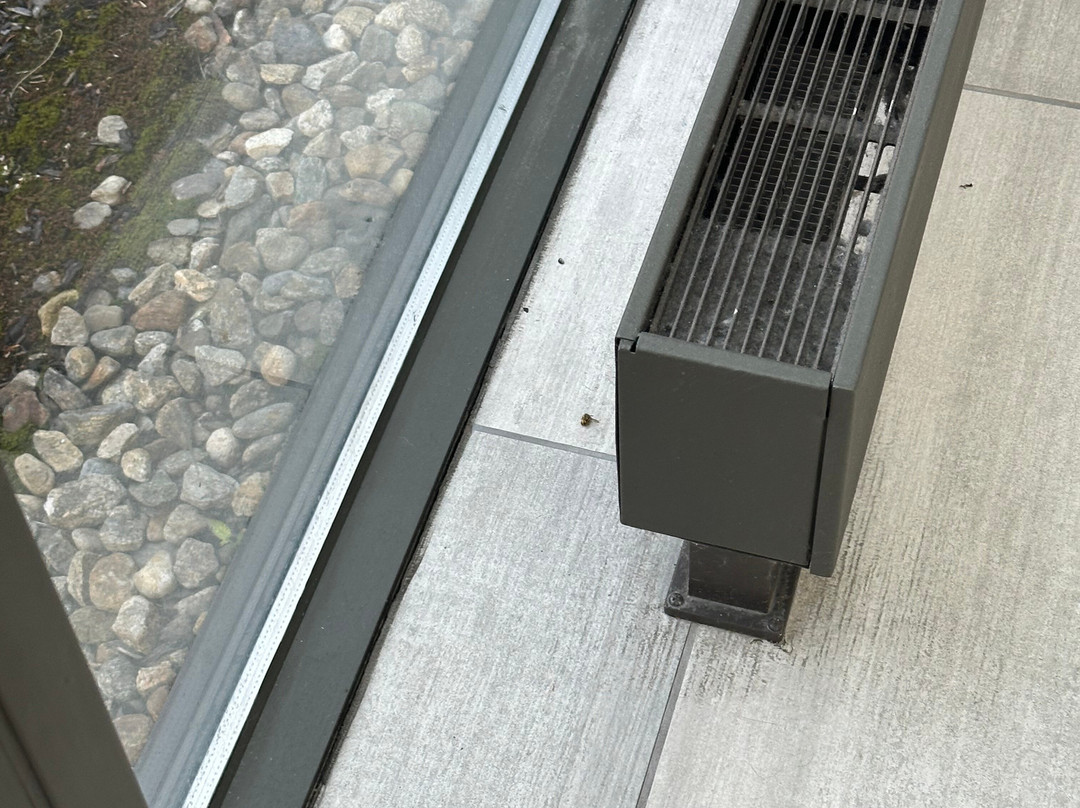 安杜佛拉昆塔套房酒店主图