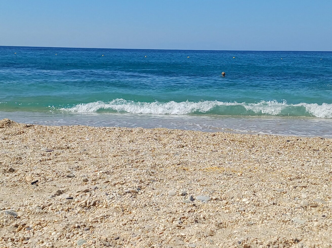 Agios Isidoros Beach-Plomari必去景点